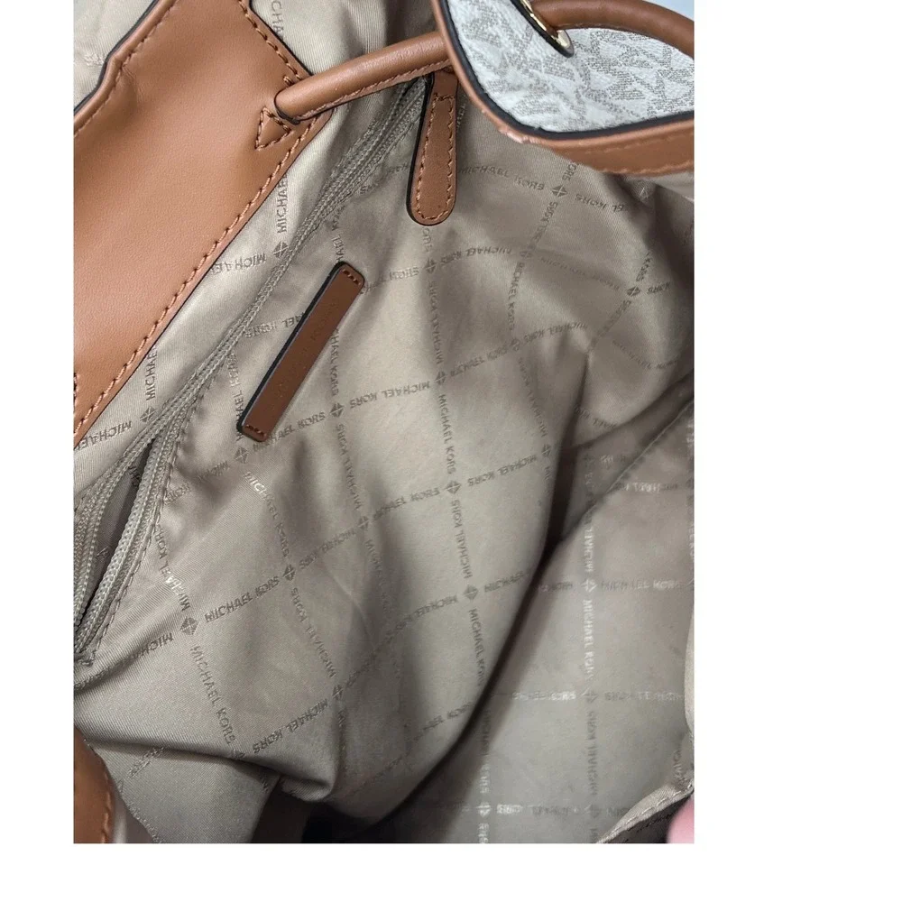 Michael Kors Abbey Vanilla Signature Logo Medium Backpack 35T9GAYB7B Gold Tone
